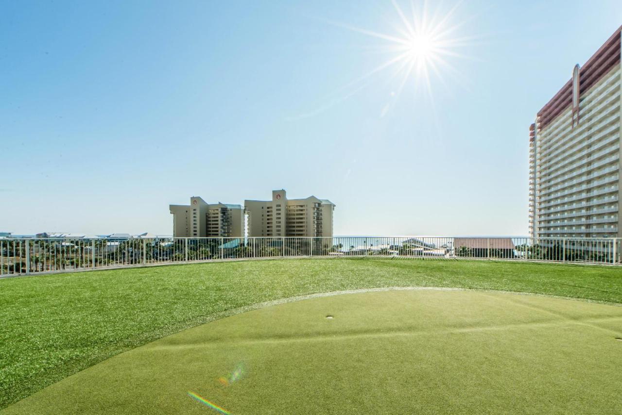Laketown Wharf 1627 Holiday home