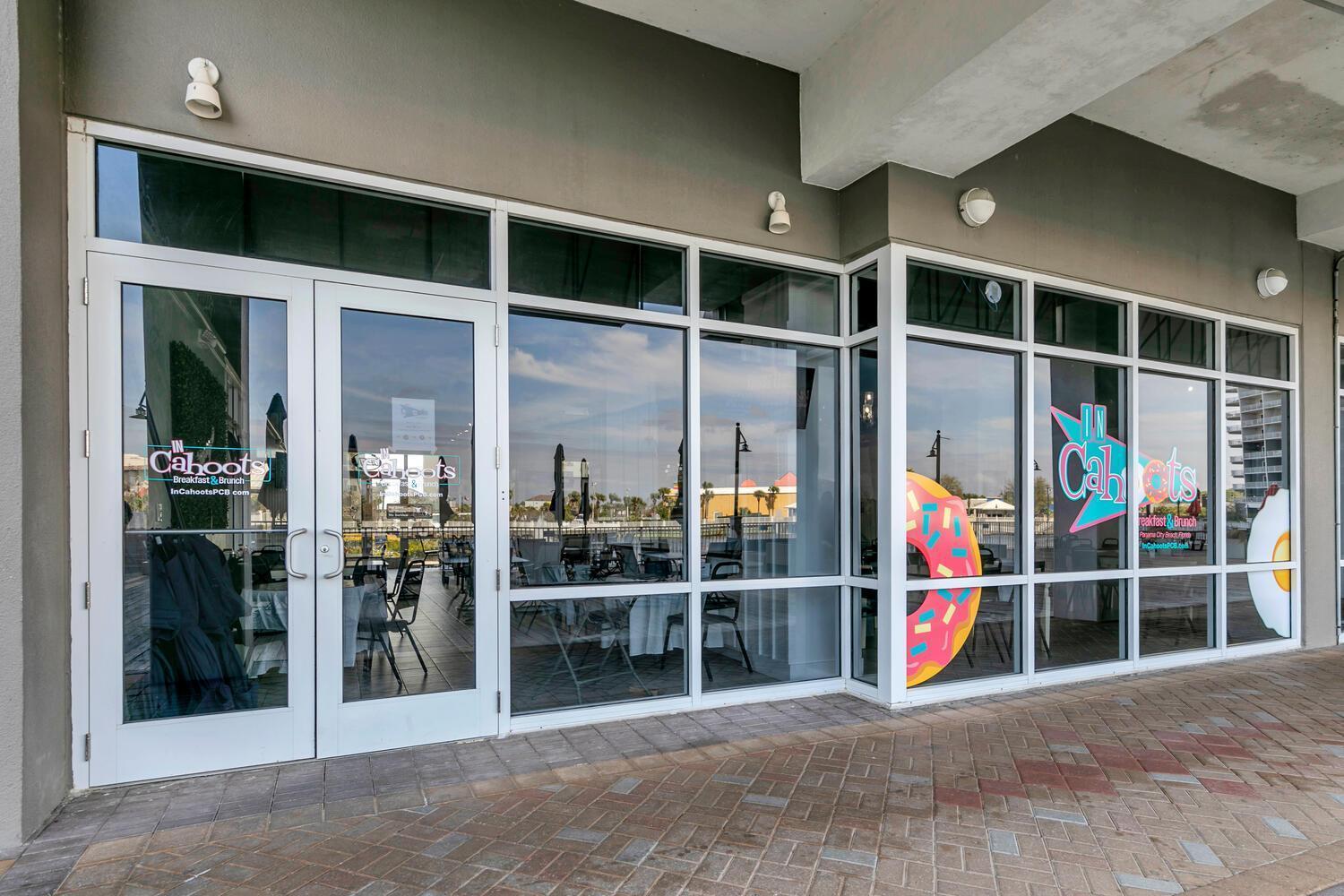 Laketown Wharf 1627 *